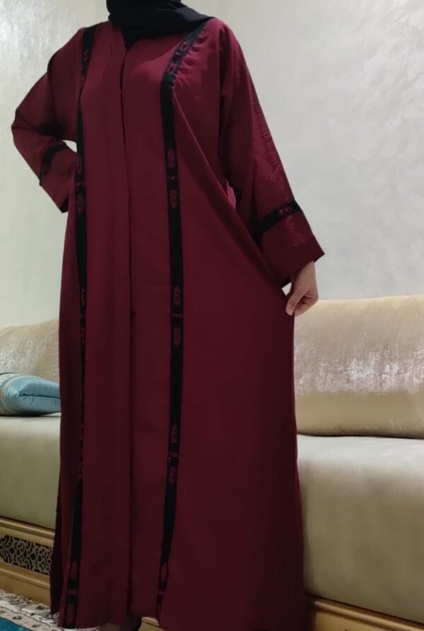 عباءة مميزة بالعقاد – Image 4